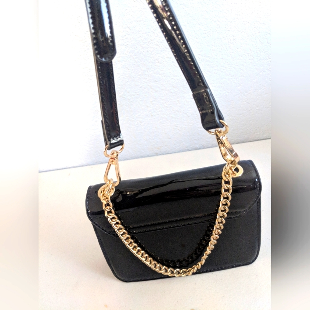 Retro Fashion Patent Leather Black Crossbody Bag Purse Gold Chain Party Trendy